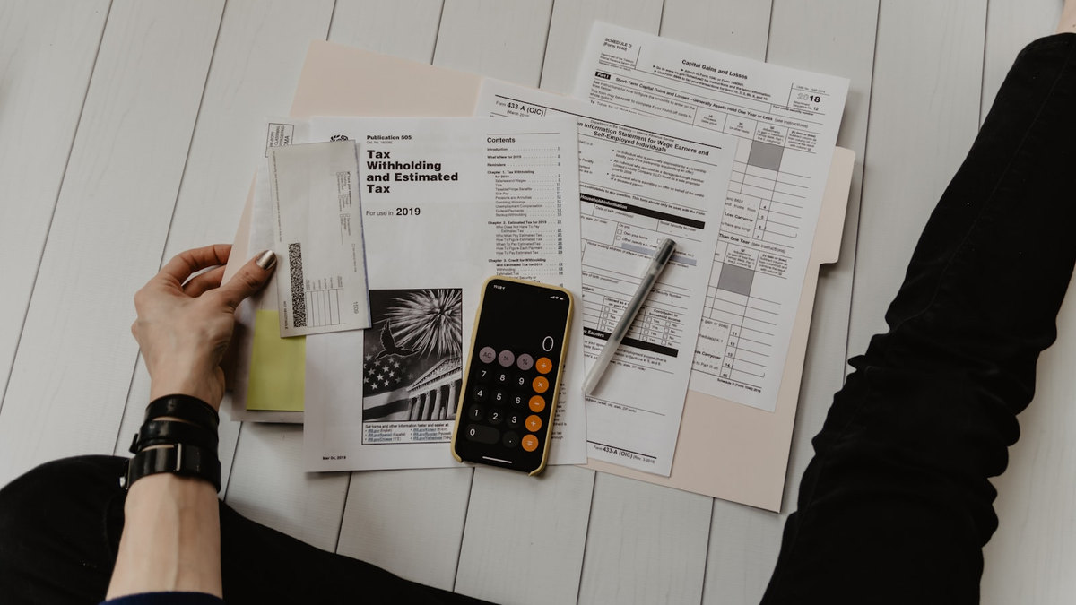 Calculatrice et documents de comptes